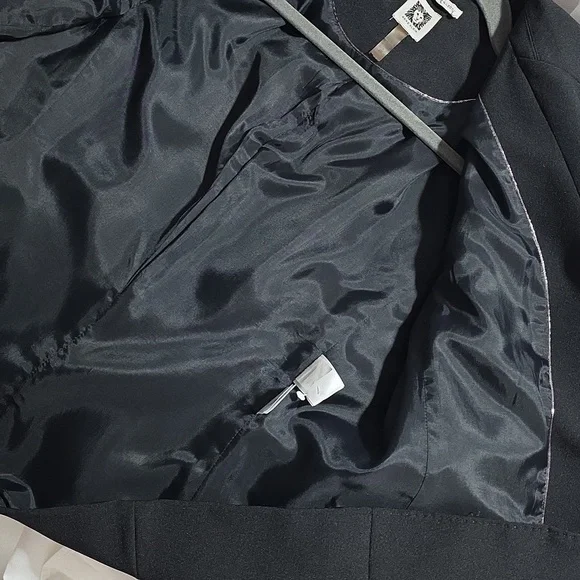 Anne Klein Executive Collection - Black Blazer and Skirt Set - Picture 5 of 14